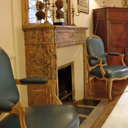 Apartment Living In - Palais Bourbon
